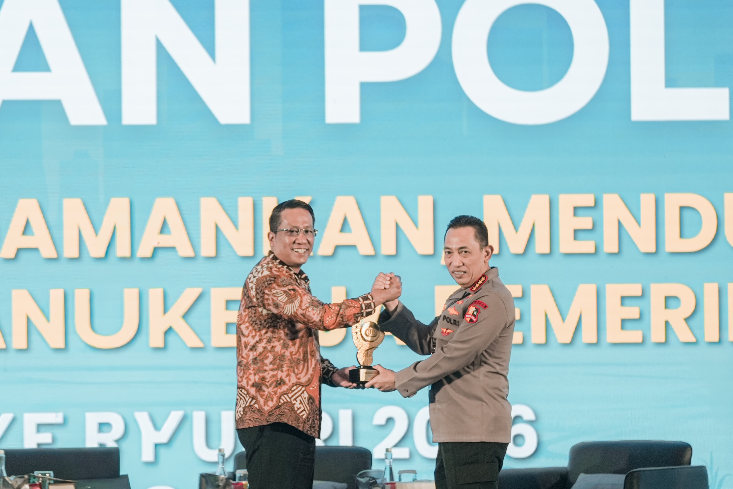 Menkum di Rapim POLRI: KUHP-KUHAP Baru Perkuat Kepastian Hukum untuk Pangan dan Energi Menkum di Rapim POLRI: KUHP-KUHAP Baru Perkuat Kepastian Hukum untuk Pangan dan Energi