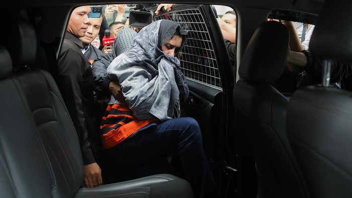Bupati Pekalongan Fadia Arafiq Jadi Tersangka KPK, Ini Kronologi OTT dan Dugaan Korupsinya Bupati Pekalongan Fadia Arafiq Jadi Tersangka KPK, Ini Kronologi OTT dan Dugaan Korupsinya