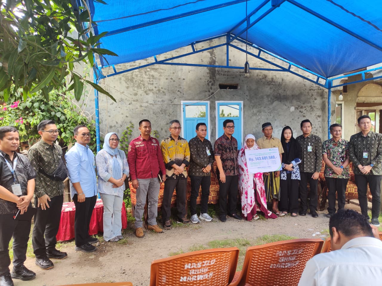 BPJS Ketenagekrjaan Tanggap Salurkan Santunan Korban Kebakaran di Paduppa Resort Bulukumba BPJS Ketenagekrjaan Tanggap Salurkan Santunan Korban Kebakaran di Paduppa Resort Bulukumba
