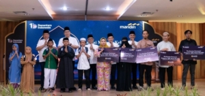 Bank Mandiri Gelar Buka Puasa dan Santunan Masyarakat Rentan di Makassar