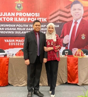Yasir Machmud Resmi Sandang Gelar Doktor pada Bidang Ilmu Politik di Unhas