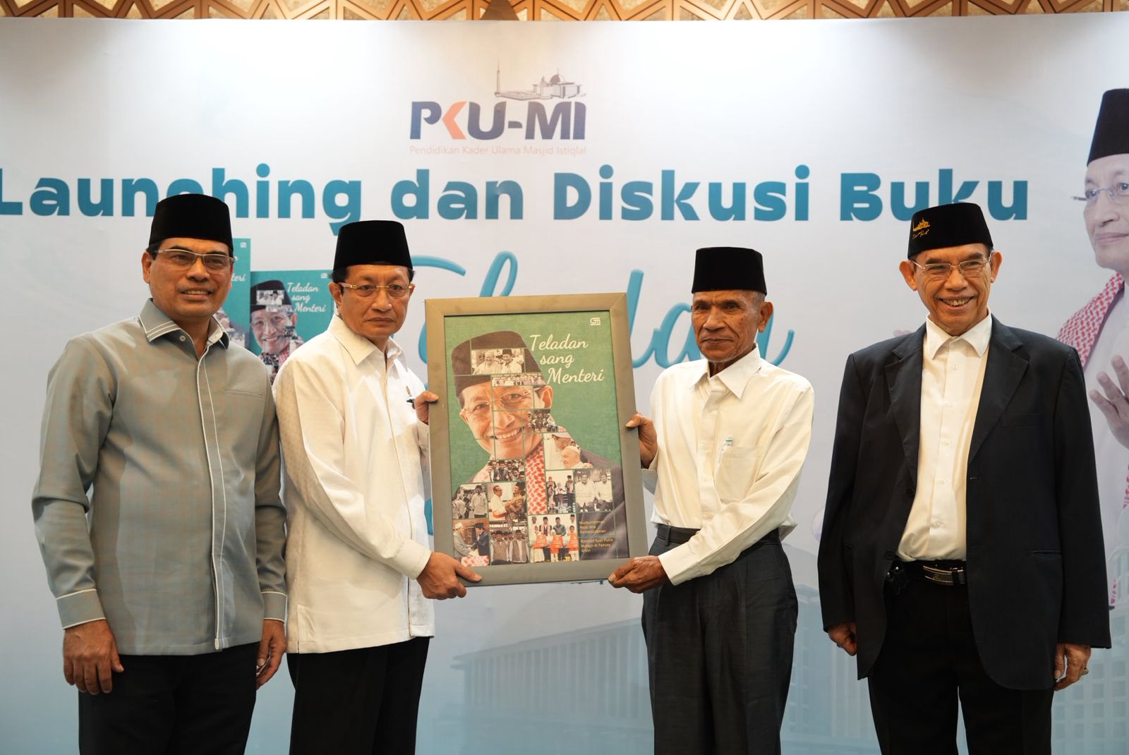 Menag Serukan Gerakan Nasional Teladan Pelayan Umat Menag Serukan Gerakan Nasional Teladan Pelayan Umat