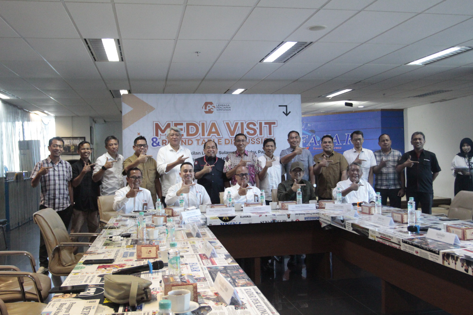 LPS Gelar Media Visit dan Round Table Discussion dengan Fajar Group LPS Gelar Media Visit dan Round Table Discussion dengan Fajar Group