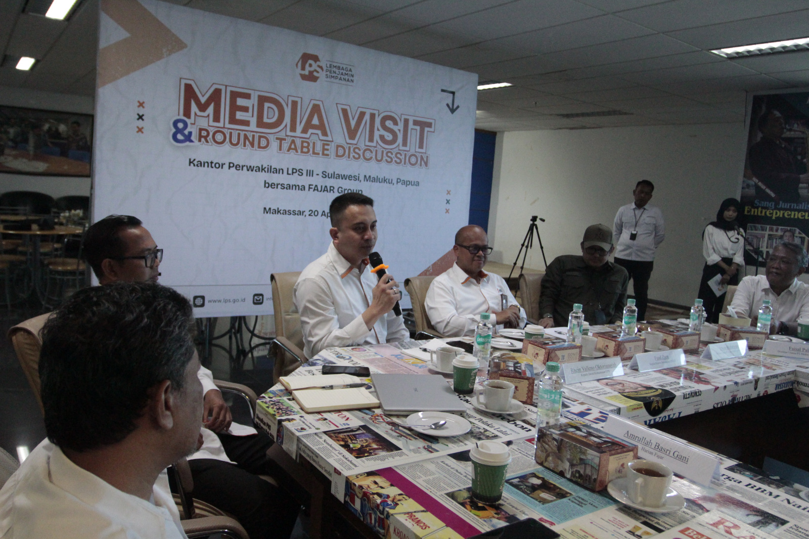 Perkuat Literasi dan Kepercayaan Publik, LPS Gelar Round Table Bersama Media Fajar Group Perkuat Literasi dan Kepercayaan Publik, LPS Gelar Round Table Bersama Media Fajar Group
