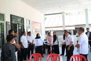 Tim Inspektorat Jenderal Kementerian Hukum Tinjau Layanan Posbankum Sinar Bulan dalam Desk Evaluasi ZI WBBM