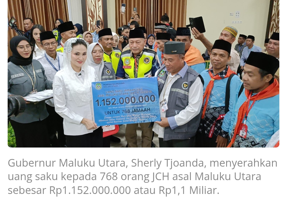 Sherly Tjoanda Terbang ke Makassar Temui JCH Maluku Utara, Serahkan Uang Saku Rp1,1 Miliar Sherly Tjoanda Terbang ke Makassar Temui JCH Maluku Utara, Serahkan Uang Saku Rp1,1 Miliar