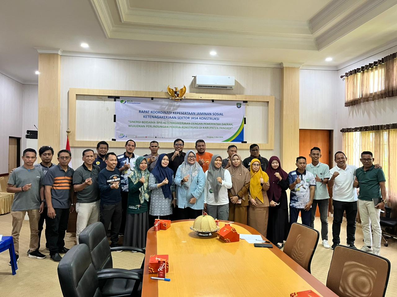 Pemkab Pangkep dan BPJS Ketenagakerjaan Perkuat Perlindungan Jaminan Sosial bagi Pekerja Jasa Konstruksi Pemkab Pangkep dan BPJS Ketenagakerjaan Perkuat Perlindungan Jaminan Sosial bagi Pekerja Jasa Konstruksi