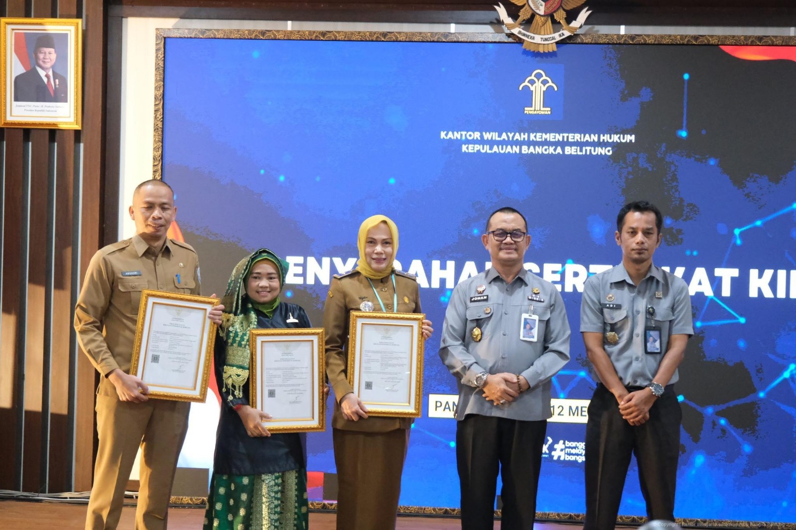 Kanwil Kemenkum Babel Perkuat Sinergi KI melalui Penandatanganan Kerja Sama dan Penyerahan Sertifikat KIK serta Hak Cipta
