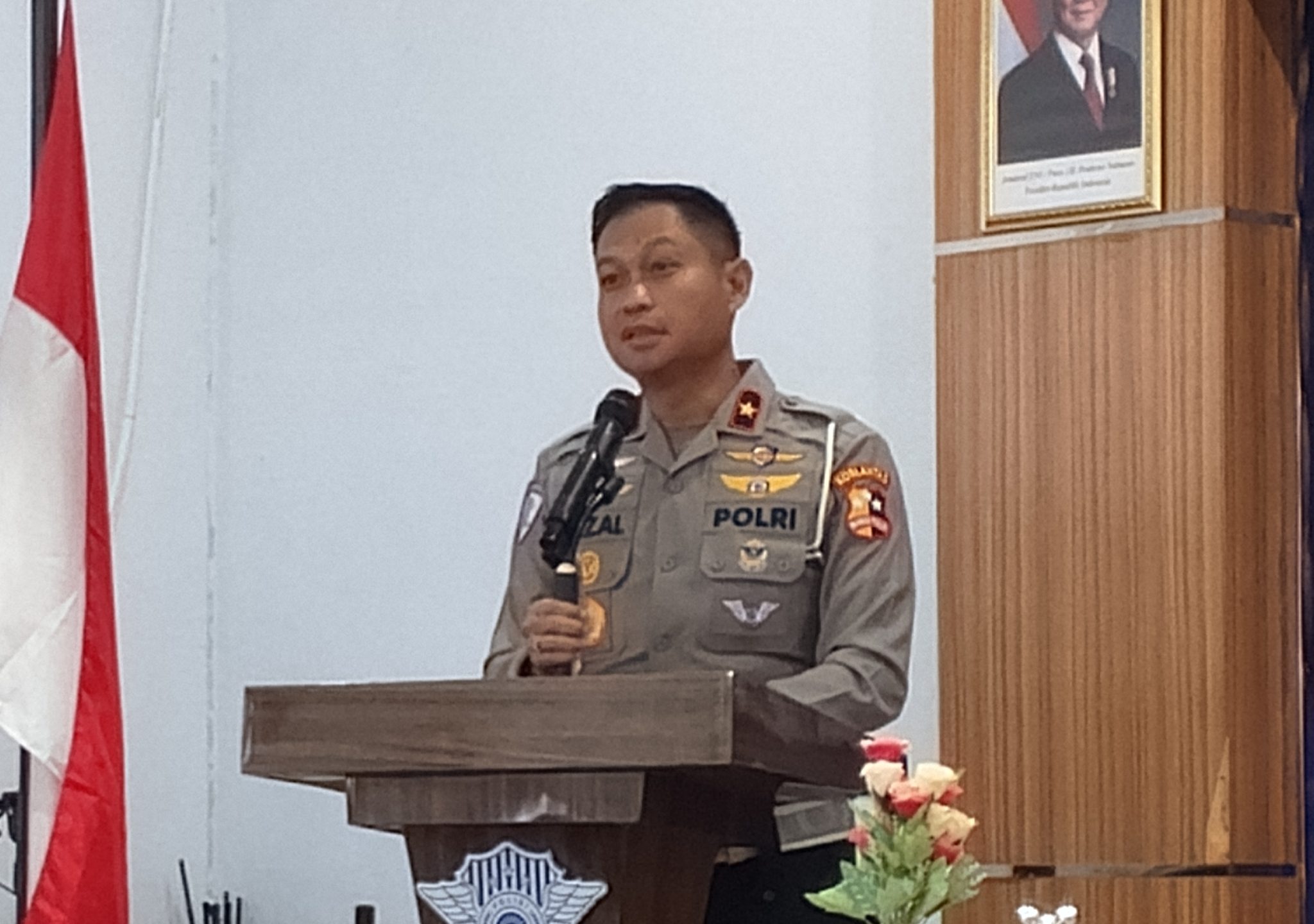 Pemasangan ETLE di Perlintasan Sebidang: Korlantas Polri Tekankan Upaya Pencegahan Kecelakaan dan Edukasi Masyarakat Pemasangan ETLE di Perlintasan Sebidang: Korlantas Polri Tekankan Upaya Pencegahan Kecelakaan dan Edukasi Masyarakat