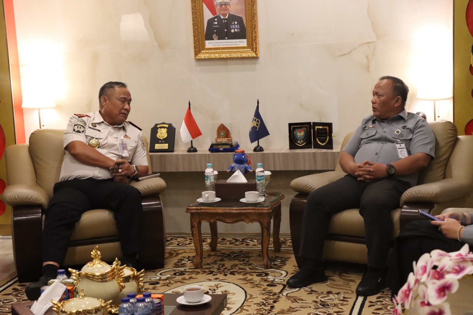Perkuat Kolaborasi, Kakanwil Kemenkum Sumsel Terima Audiensi Kakanwil Ditjenpas yang Baru Perkuat Kolaborasi, Kakanwil Kemenkum Sumsel Terima Audiensi Kakanwil Ditjenpas yang Baru