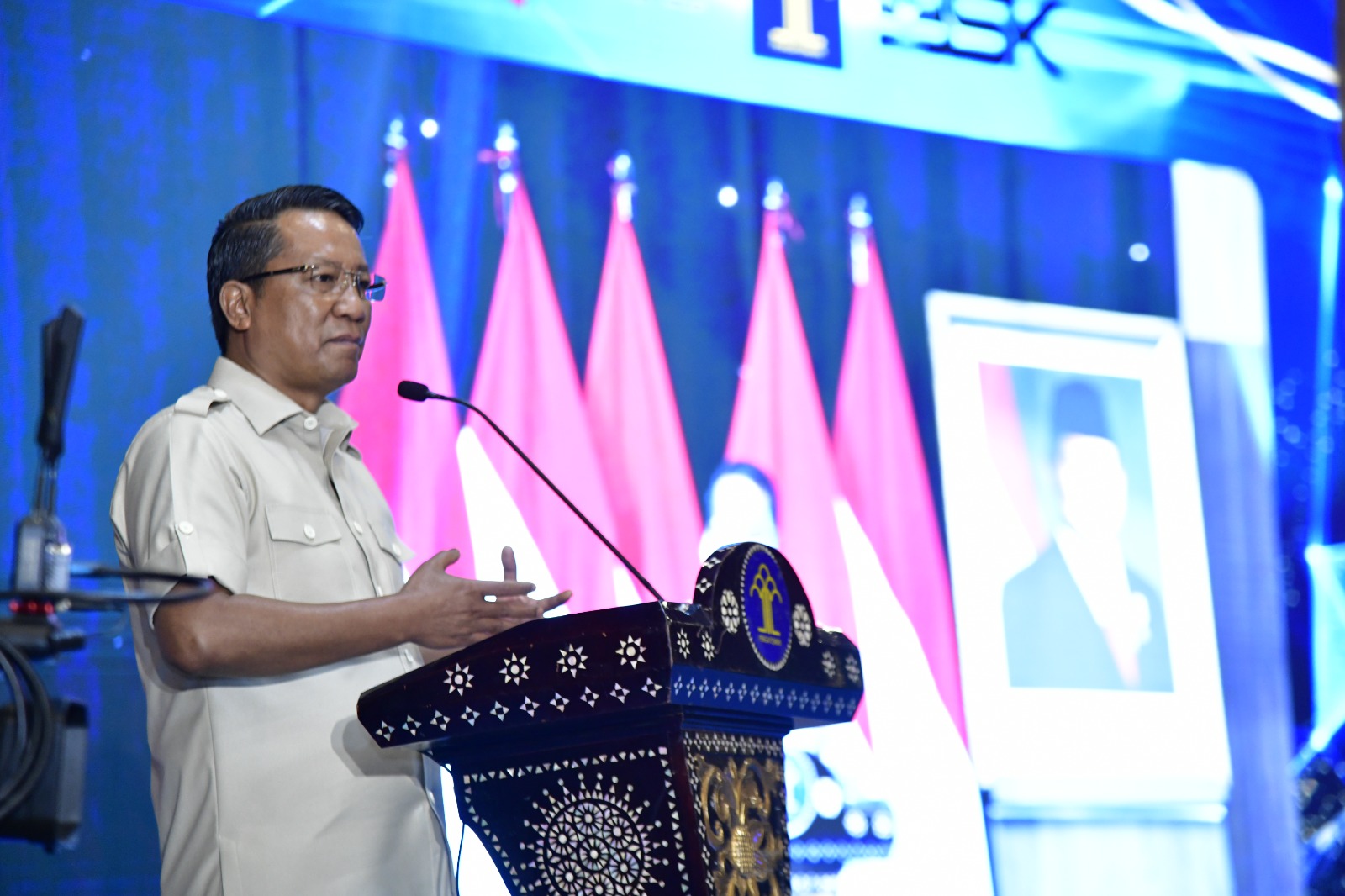 Sinergi Lintas Sektor : Kementerian Hukum bersama LAN Gelar Kick Off Meeting FKK 2026 demi Perkuat Kebijakan Berbasis Bukti Sinergi Lintas Sektor : Kementerian Hukum bersama LAN Gelar Kick Off Meeting FKK 2026 demi Perkuat Kebijakan Berbasis Bukti