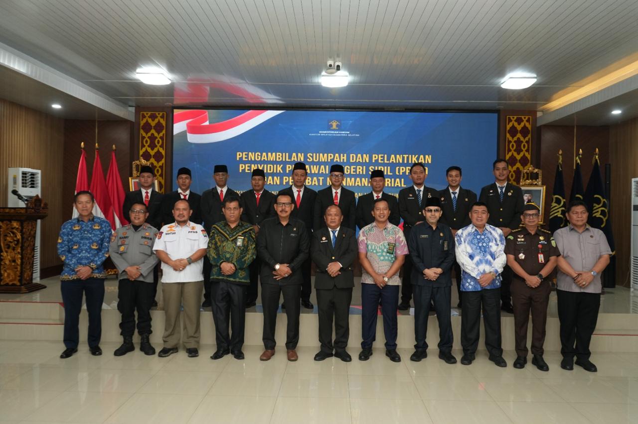 Perkuat Profesionalisme Aparatur, Kemenkum Sumsel Lantik PPNS dan Pejabat Non Manajerial Perkuat Profesionalisme Aparatur, Kemenkum Sumsel Lantik PPNS dan Pejabat Non Manajerial