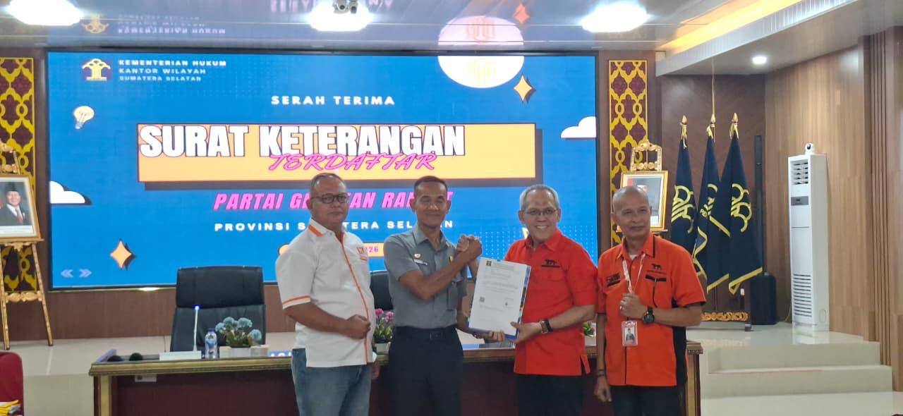 Penuhi Persyaratan Administratif, Partai Gerakan Rakyat Terima SKT dari Kanwil Kemenkum Sumsel