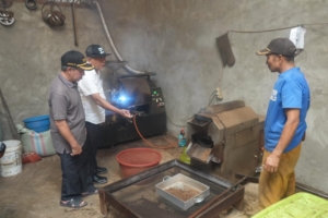 Jaga Kualitas dan Nilai Jual, Kemenkum Sumsel Dampingi Pengawasn IG Kopi Robusta Empat Lawang
