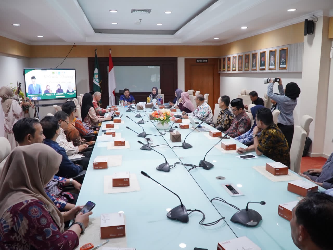 Tim IsDB Regional Hub Indonesia Kunjungi UIN Alauddin, Cek Kesiapan Implementasi Proyek 1 T