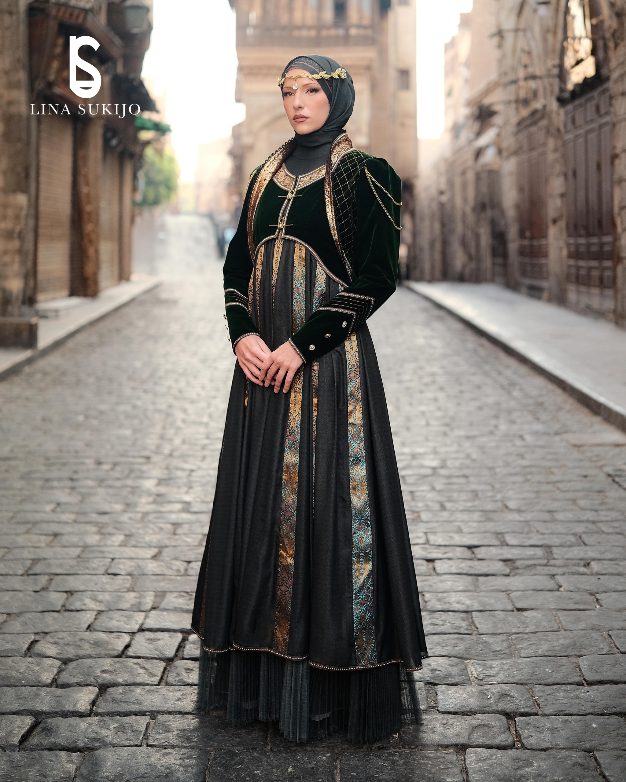 Lina Sukijo Hadirkan Keanggunan Wanita Timur Tengah dalam Soerabaja Fashion Trend 2027 Lina Sukijo Hadirkan Keanggunan Wanita Timur Tengah dalam Soerabaja Fashion Trend 2027
