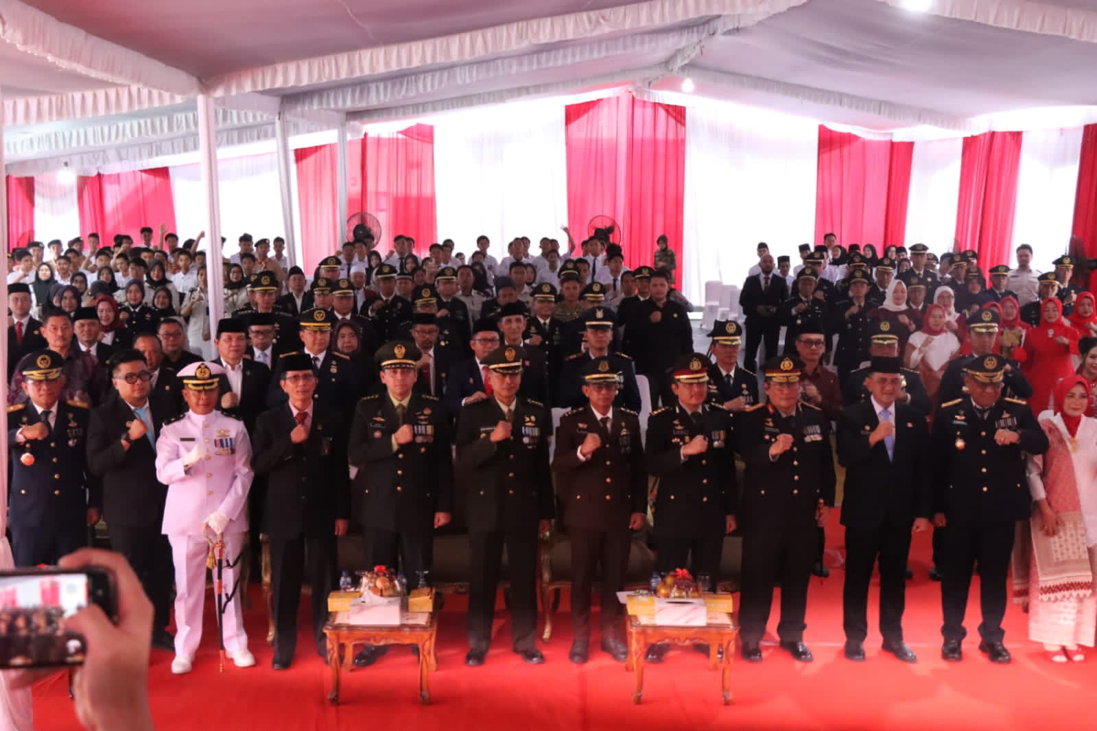 Kakanwil Kemenkum Sumsel Hadiri Penyerahan Remisi HUT ke-81 RI: 10.910 Warga Binaan Terima Pengurangan Masa Pidana Kakanwil Kemenkum Sumsel Hadiri Penyerahan Remisi HUT ke-81 RI: 10.910 Warga Binaan Terima Pengurangan Masa Pidana