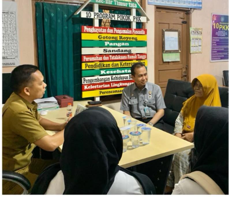 Pastikan Layanan Bantuan Hukum Aktif, Kemenkum Sumsel Pantau Posbankum Kelurahan 10 Ilir Pastikan Layanan Bantuan Hukum Aktif, Kemenkum Sumsel Pantau Posbankum Kelurahan 10 Ilir