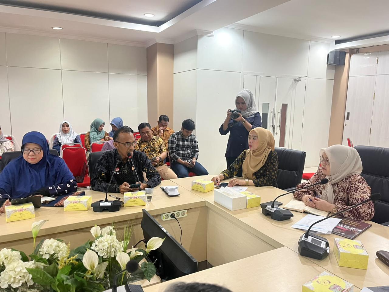 Kemenkum Sumsel Matangkan Pemeriksaan Substantif Kain Songket Palembang Kemenkum Sumsel Matangkan Pemeriksaan Substantif Kain Songket Palembang