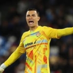 Lawan Real Madrid di Bernabeu, Emil Audero Berpeluang Debut Bersama Rayo Vallecano